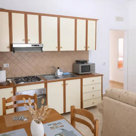 Apartament Melina's Close To The